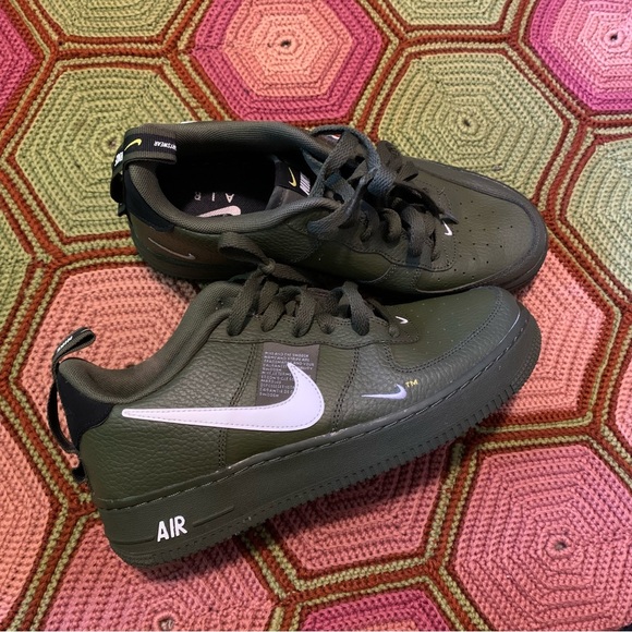 Nike Air Force Low Utility Olive